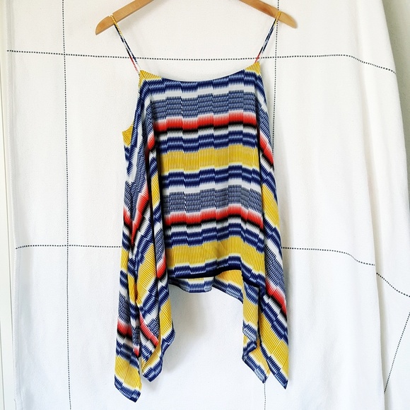 4/$25  Vince Camuto Stripe Asymmetrical Tank Top M - Picture 2 of 4